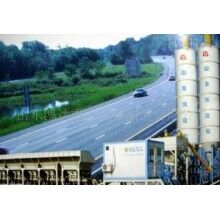 鐵力士牌WCB500型穩(wěn)定土拌合站，山東鴻達(dá)出品